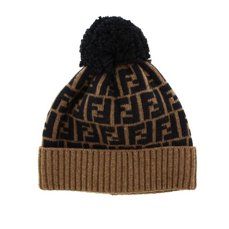 cappelli fendi uomo